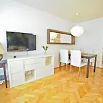 Grand Apartments Tulipan